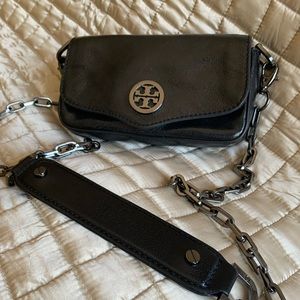 Tory Burch Black Leather cross body, gun metal hw